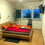 Belin Zimmer - Gay Area